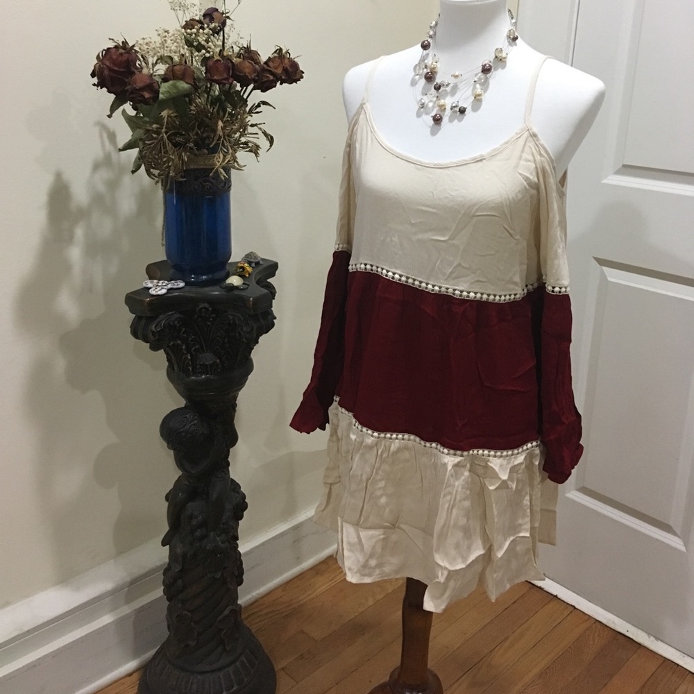 Long sleeve Open shoulder dress